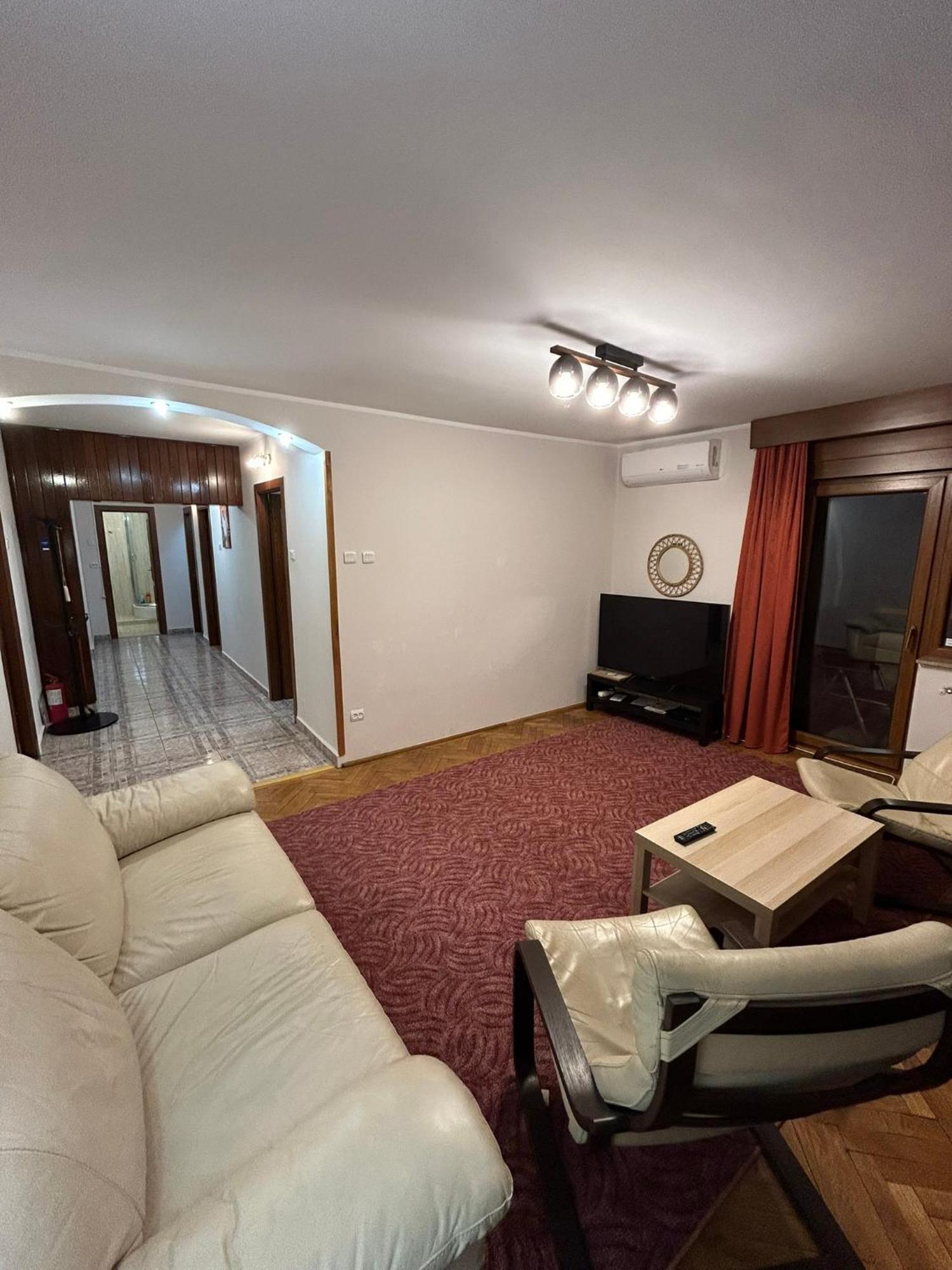 Apart. Premium Ultracentral, 3 Camere Loc Parcare. Ploiesti Exterior photo
